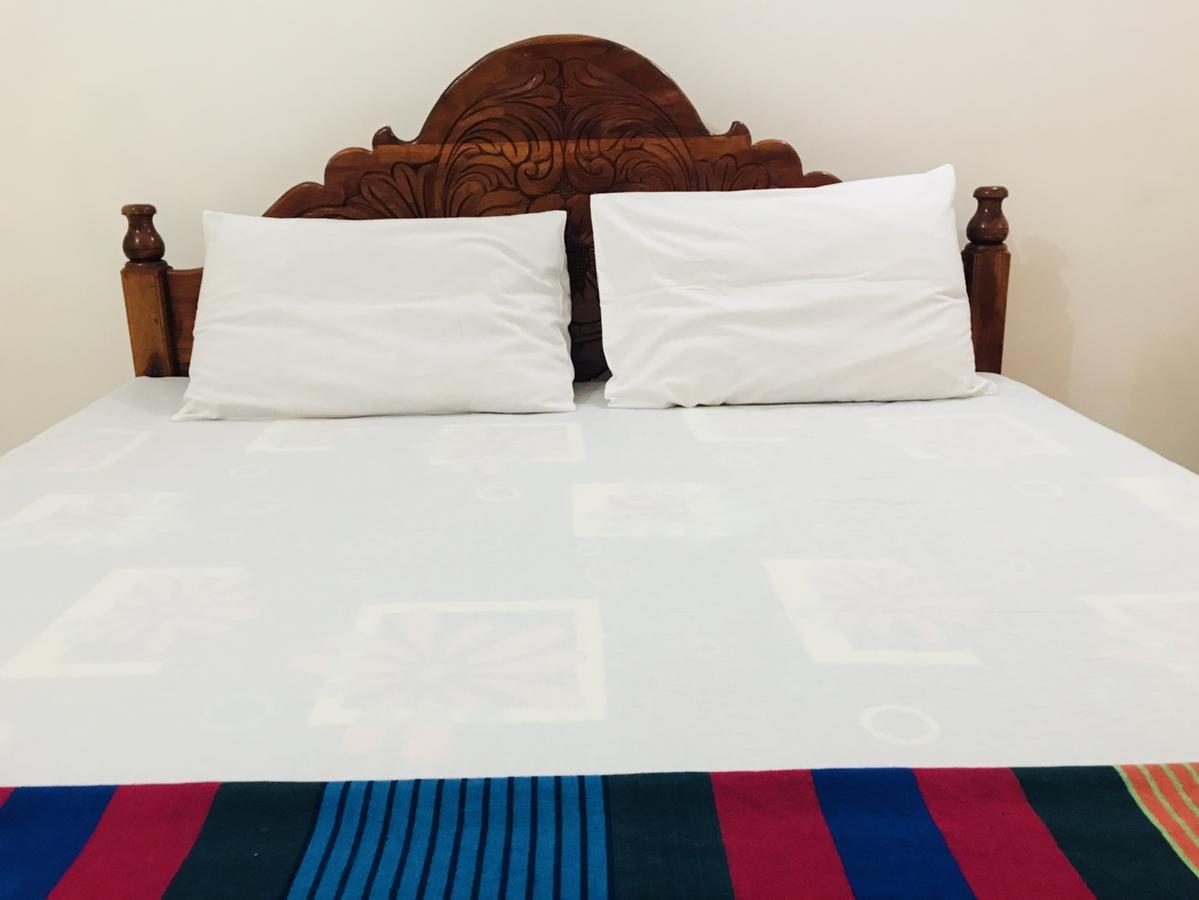 Emarald Holiday Homes Anuradhapura Ngoại thất bức ảnh