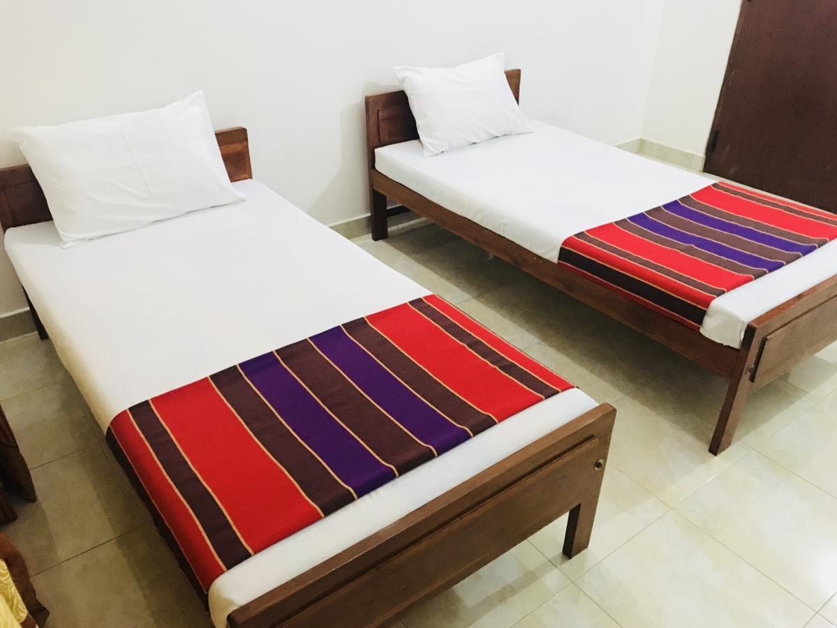 Emarald Holiday Homes Anuradhapura Ngoại thất bức ảnh