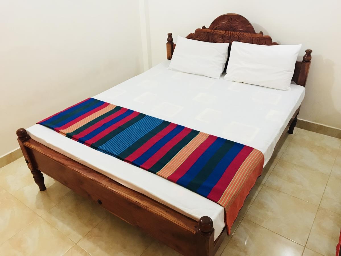 Emarald Holiday Homes Anuradhapura Ngoại thất bức ảnh